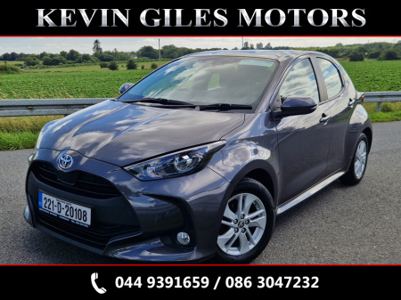 2022 Toyota Yaris 1.0 LUNA 4DR €17,450