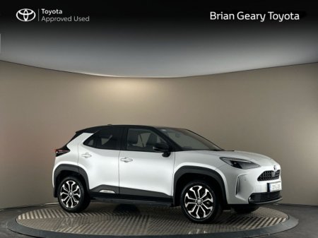 2023 Toyota Yaris Cross HYBRID LUNA SPORT