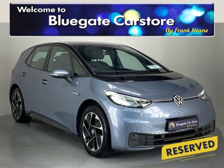 2022 Volkswagen ID.3 LIFE**DIGITAL DASH**TOUCH SCREEN MEDIA DISPLAY**PARKING SENSORS**HEATED SEATS**HEATED STEERING WHEEL**GREY CLOTH INTERIOR**APPLE CARPLAY**FINANCE ARRANGED**ISOFIX**