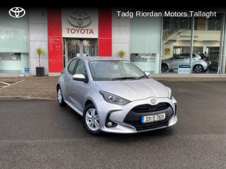 2023 Toyota Yaris 1.5 HYBRID LUNA 4DR AUTO