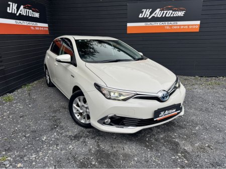 2017 Toyota Auris 1.8 HYBRID AUTO 5DR €16,995