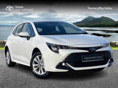 2025 Toyota Corolla COROLLA HB LUNA