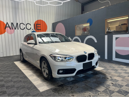 2017 BMW 1 Series BMW 1 SERIES AUTOMATIC 118I / 35k KMS / HEATED SEATS , REVERSE CAMERA & MORE