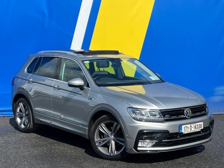 2017 Volkswagen Tiguan R-LINE HIGHLINE 2.0 TDI // OPENING PANORAMIC SUNROOF // REVERSE CAMERA // APPLE CARPLAY/ANDROID AUTO