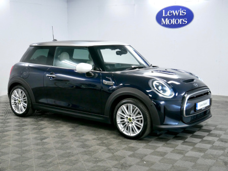 2023 MINI Hatch  €24,950