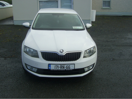 2017 Skoda Octavia AMBITION 1.6 TDI 90HP 4 4DR €7,995