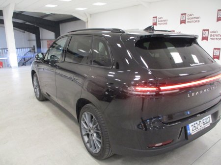 2025 Leapmotor C10  €47,995