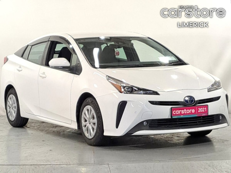 2021 Toyota Prius  €21,890