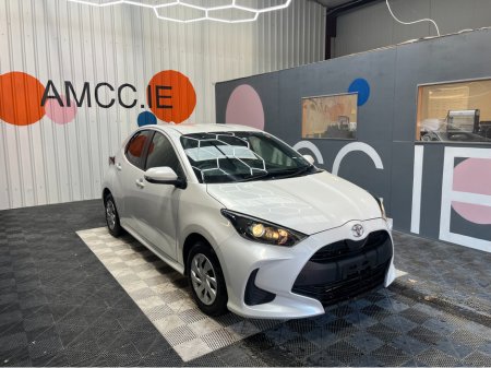 2022 Toyota Yaris €17950 YARIS AUTOMATIC 1.0 PETROL / 40k KMs / REVERSE CAMERA & MORE