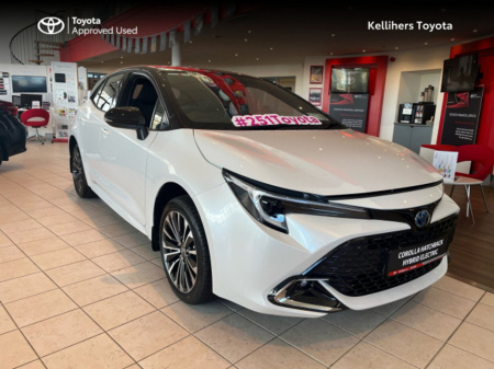 2025 Toyota Corolla HYBRID ELECTRIC LUNA SPORT H/B €34,000
