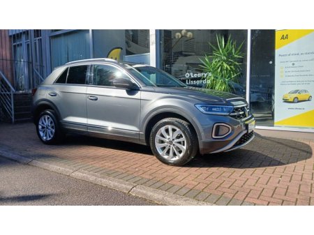 2023 Volkswagen T-Roc  €31,950