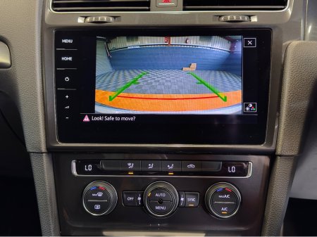 2017 Volkswagen Golf  €16,900