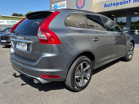 2015 Volvo XC60 D4 (190hp) FWD R-DESIGN €14,950
