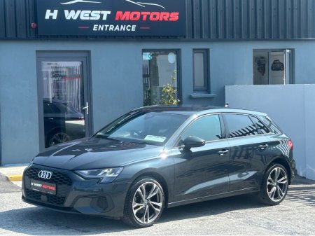 2021 Audi A3 TECHNIK 30 TFSI