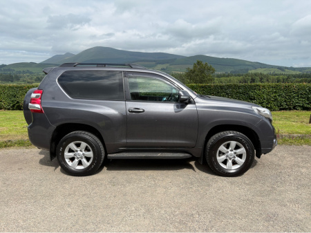 2017 Toyota Landcruiser 2.8 D4d SWB GX AUTO COMMERCIAL €38,950