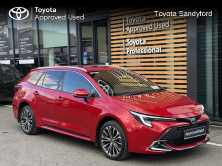 2024 Toyota Corolla TOP SPEC TOURING SPORT HYBRID SOL // REAR CAMERA // BLUETOOTH // HEATED SEATS // SAT-NAV // TOYOTA SAFETY SENSE // TOYOTA WARRANTY €36,945