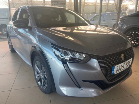 2023 Peugeot 208  €24,900