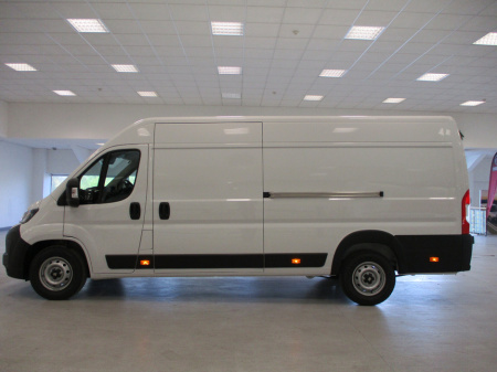 2025 Fiat Ducato  €35,605