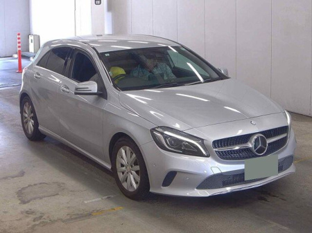 2017 Mercedes-Benz A Class MERCEDES A180 AUTOMATIC  / 52k KMs / AUTOMATIC / REVERSE CAMERA / HEATED SEATS / CRUISE CONTROL & MORE