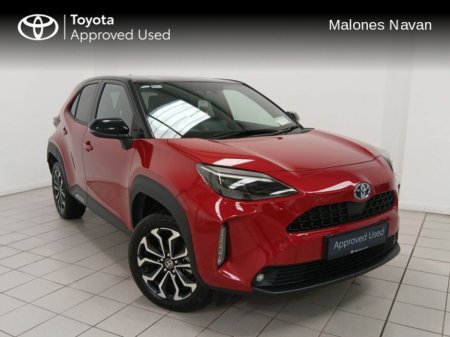 2022 Toyota Yaris Cross CROSS LUNA/ SPORT