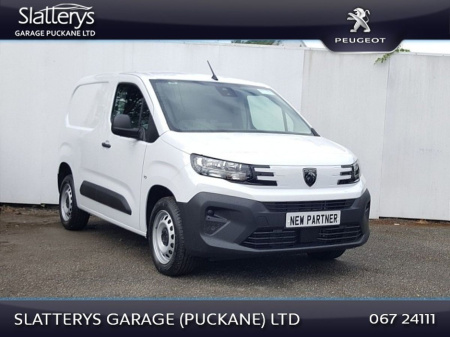2025 Peugeot Partner IN STOCK / 130BHP AUTOMATIC PROFESSIONAL PLUS €26,900