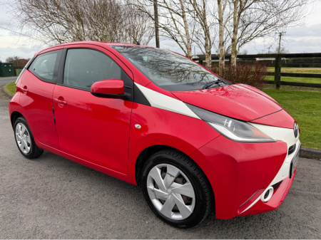 2014 Toyota Aygo 1.0 I X PLAY HIGH SPEC MODEL**NCT 12/25 €6,480