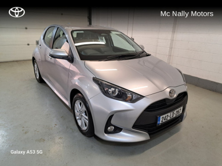 2024 Toyota Yaris HYBRID LUNA DEMONSTRATOR FREE SERVICING