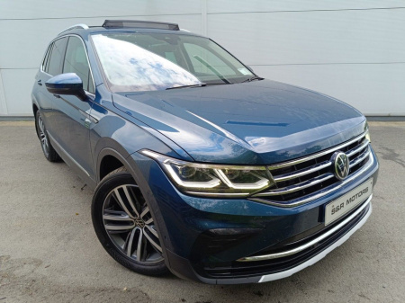 2021 Volkswagen Tiguan 2.0 TDI 150HP Elegance 5dr 1 lady owner