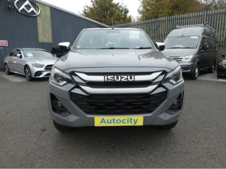 2025 Isuzu D-MAX LS