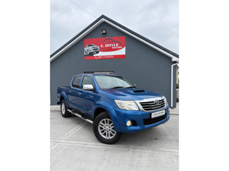 2012 Toyota Hilux INVINCIBLE D-4D 4X4 €13,500