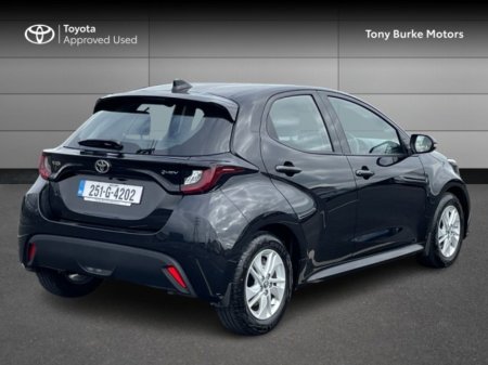2025 Toyota Yaris - Save EUR 3,000 - Luna - 1.5 Hybrid - Automatic - EUR 180 Tax // Remote Central Locking // Front Electric Windows // Rear Electric Windows // Electric Mirrors // Finger Tip Stereo Controls €27,435