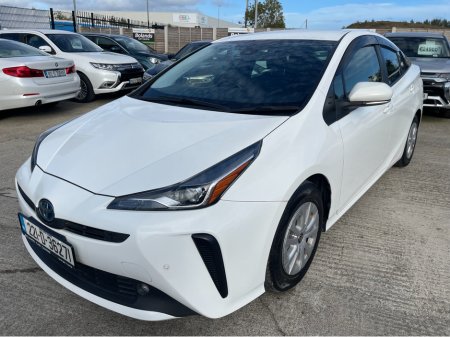 2022 Toyota Prius (Low Km's) HYBRID 1.8 AUTOMATIC 5DR MODEL  www.bolandscarcentre.ie €22,900