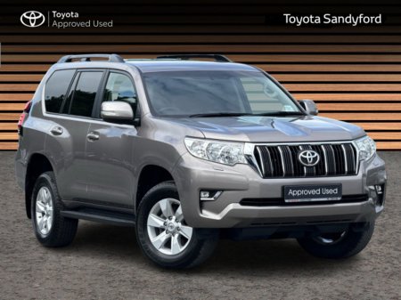 2022 Toyota Landcruiser LWB COMMERCIAL AUTO // TOW HITCH // REAR CAMERA // BLUETOOTH // AIR CON // PRICE IS PLUS VAT