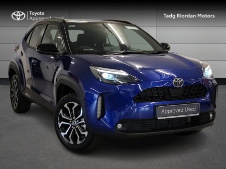 2025 Toyota Yaris Cross LUNA SPORT BI