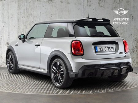2023 MINI Hatch 3-Door Cooper Sport €32,900