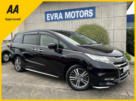 2018 Honda Odyssey ABSOLUTE 7 SEATER AUTOMATIC HYBRID 2.0 PETROL //POWER SLIDING REAR DOORS//HEATED ELECTRIC SEATS//KEYLESS ENTRY//