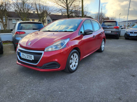 2017 Peugeot 208 1.2 PureTech 68bhp Access €8,399