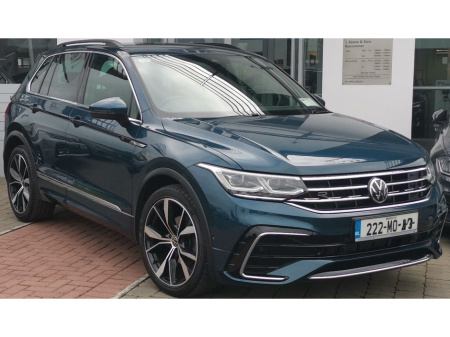 2022 Volkswagen Tiguan R-Line 2.0 TDI 150HP *REARVIEW CAMERA, HEATED FRONT SEATS, EASY OPEN PACKAGE* €41,995
