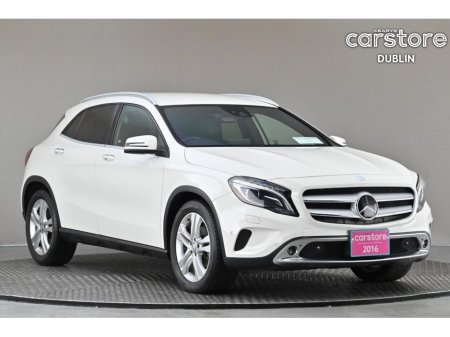 2016 Mercedes-Benz GLA Class GLA 180 *FULL LEATHER*POWERED TAILGATE*REVERSE CAM*PARK SENSORS*