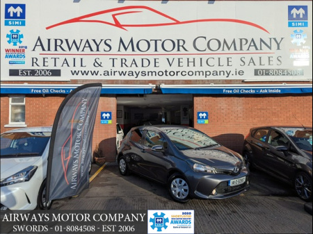 2014 Toyota Yaris /VITZ * 1.3 * AUTO * LOW KMS * CARPLAY *PHONE * SATNAV * REV CAM *  APPS * AICON * FOGS *