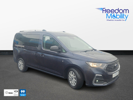 2025 Ford Tourneo Connect AUTO 7 SEATER WHEELCHAIR. €68,000