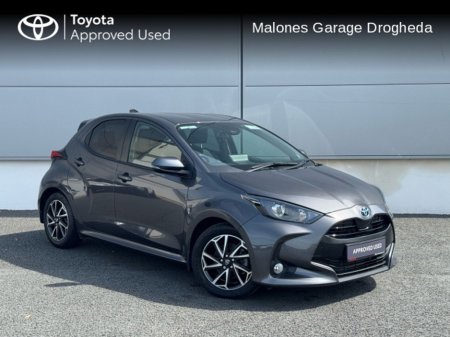 2022 Toyota Yaris 1.5 Hybrid Luna Sport Call Now : 041 980 2420