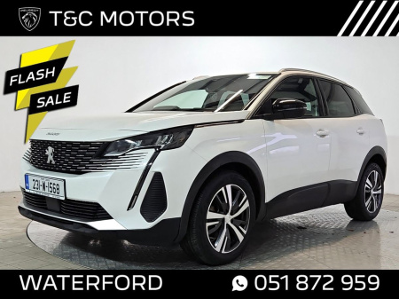 2023 Peugeot 3008 Front and Rear Parking Sensors with Camera, Apple Carplay/Android Auto, Dual Zone Climate Control & Cruise Control