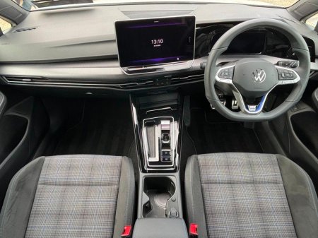 2025 Volkswagen Golf GTE TSI MK 8.5 LONGER RANGE €44,995
