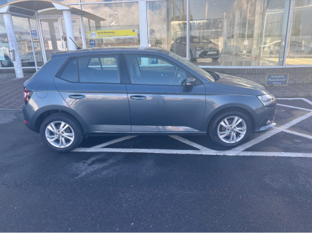 2019 Skoda Fabia AMBITION 1.0 MPI 75HP 4DR €14,000