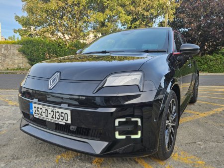 2025 Renault 5 E-Tech E-TECH ICONIC 52KW 410KM