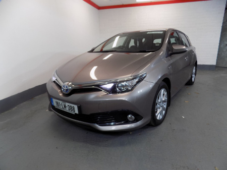 2016 Toyota Auris 1.8 HYBRID LUNA 4DR AUTO €11,950