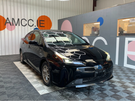 2019 Toyota Prius 1.8 HYBRID / 68k KMs / Cruise Control, Reverse Camera & More