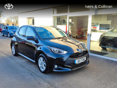2023 Toyota Yaris YARIS 1.5 HYBRID LUNA €25,900