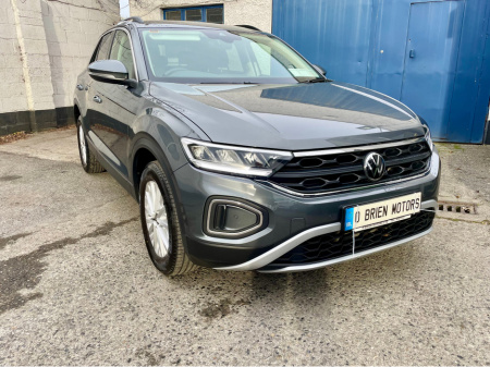 2022 Volkswagen T-Roc LIFE 1.0 TSI 110BHP MANUAL 6SPEED 5DR €25,950